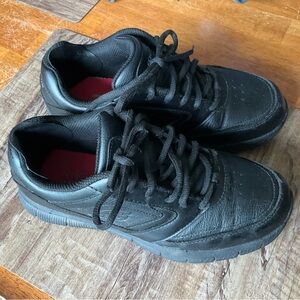 SKETCHERS NON-SLIP WORK SHOES